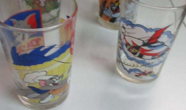 Divers verres de table