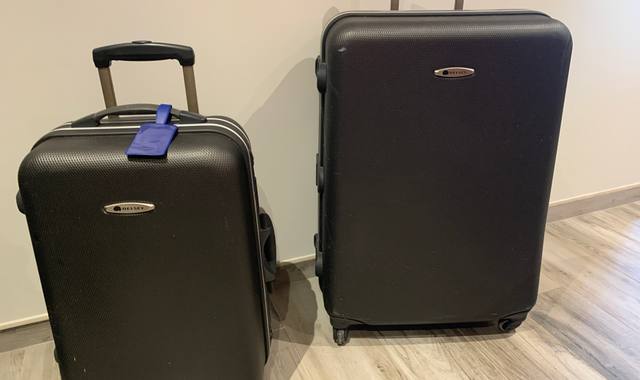 Divers valises rigides delsey