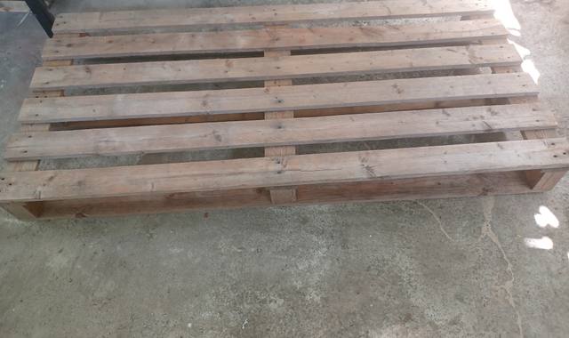 Divers 1 palette non standard