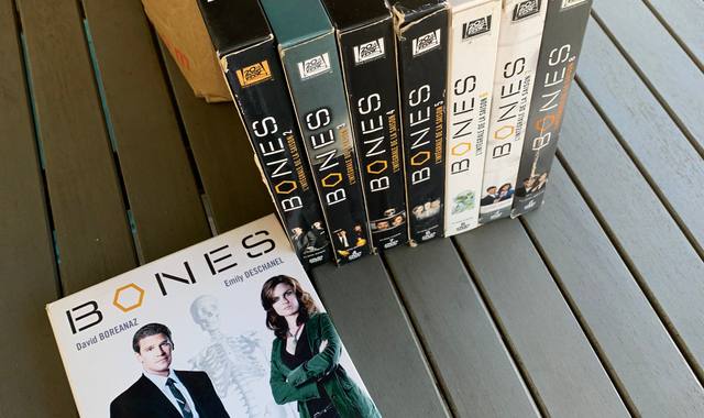 DVD, Film, Cinéma saison 1 à 8 de "Bones" en DVD