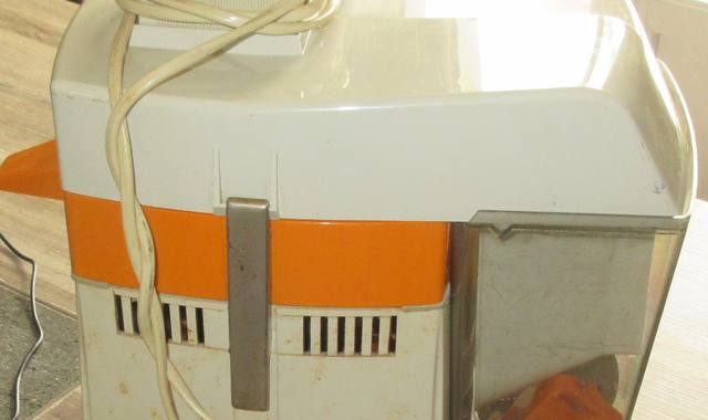 Electroménager centrifugeuse fruits et légumes