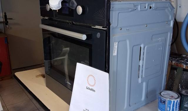 Electroménager four encastrable