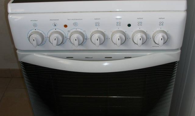 Electroménager une cuisinière électrique