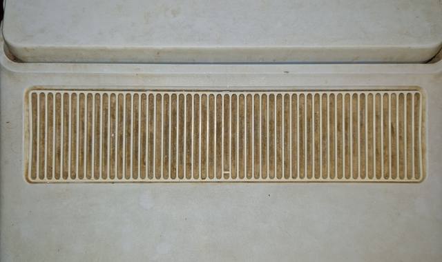 Electroménager mini machine à laver marque Sirocco.