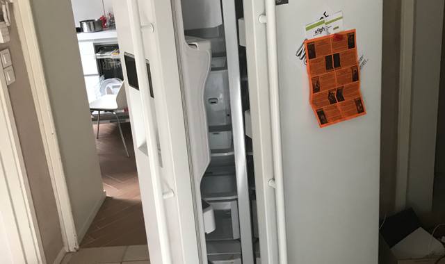 Electroménager frigo américain.