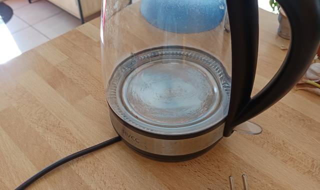 Electroménager bouilloire 