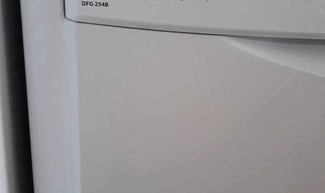 Electroménager lave vaisselle