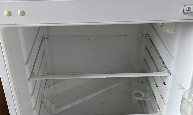 Electroménager frigidaire/congélateur - Lave linge  - micro onde