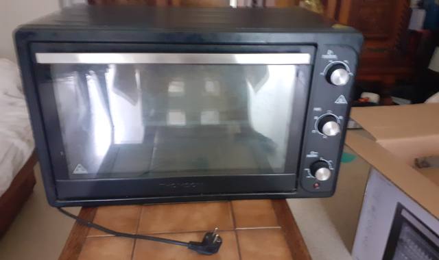 Electroménager four électrique 85l