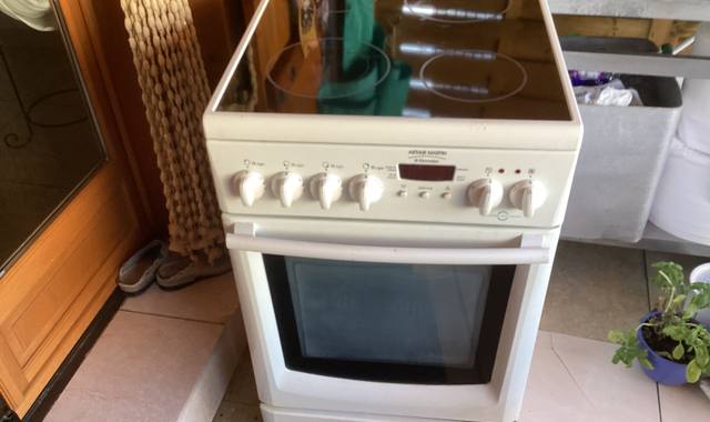 Electroménager cuisinière