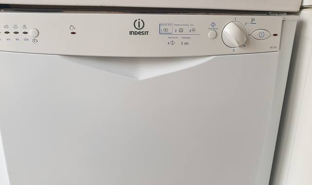 Electroménager lave vaisselle