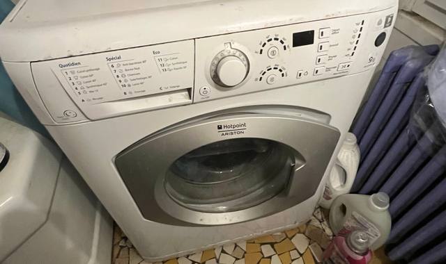 Electroménager lave linge Ariston Hotpoint
