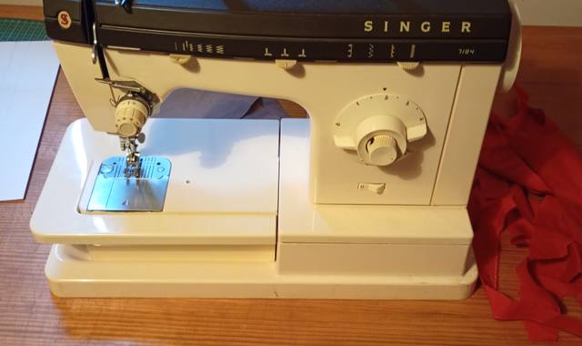 Electroménager machine à coudre