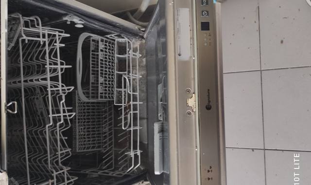 Electroménager lave vaisselle