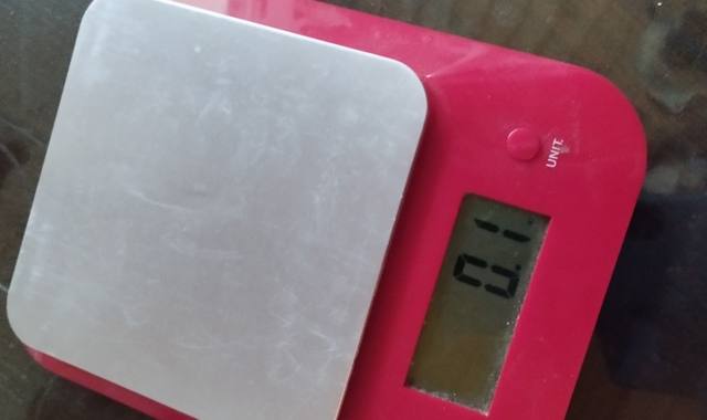 Electroménager balance de cuisine rouge