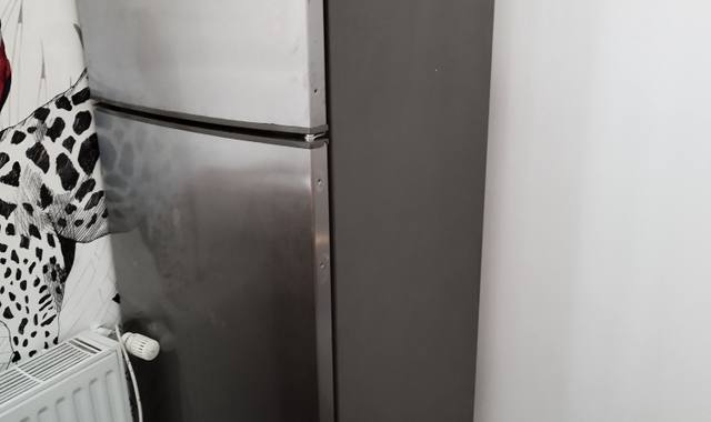Electroménager frigidaire/frigo electrolux
