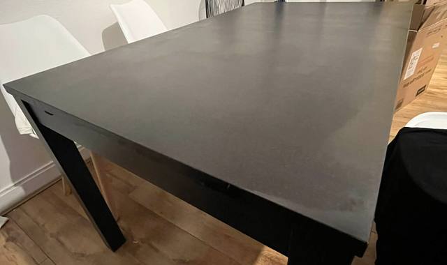 Electroménager Table 4 à 8 personnes