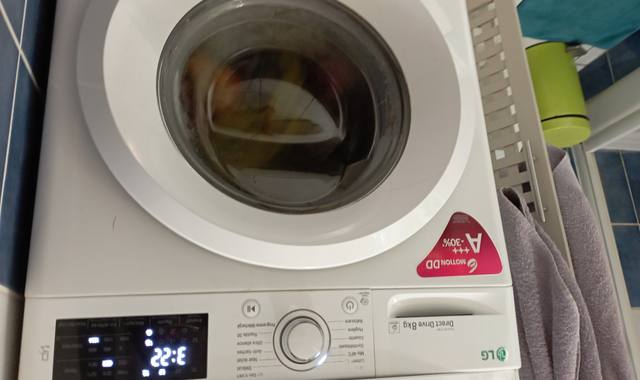 Electroménager lave linge LG 7/8 kg