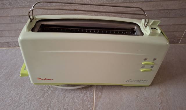 Electroménager grille pain Moulinex