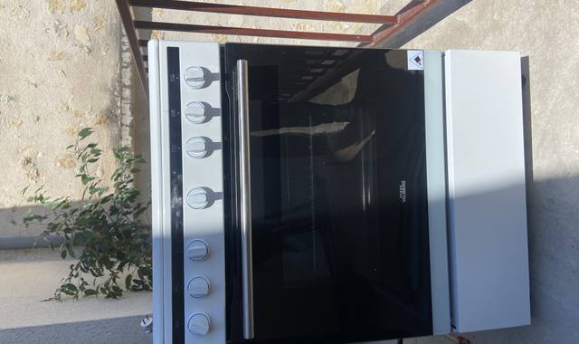 Electroménager cuisinière induction