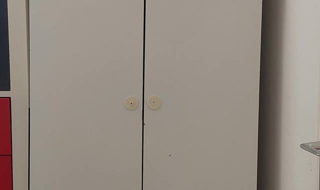 Equipements pour Bébé, Enfants, Puériculture amoire et lit mezzanise sans literie