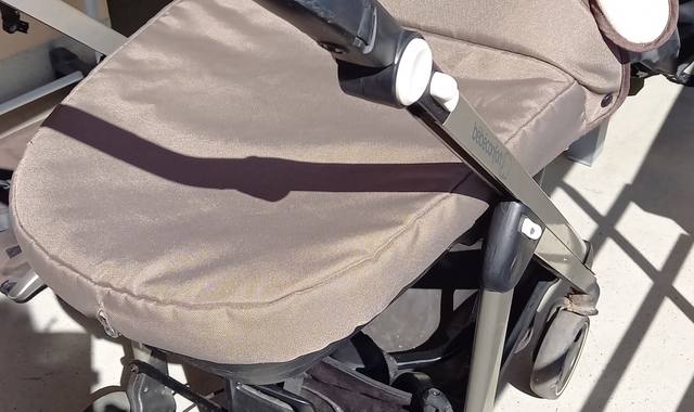 Equipements pour Bébé, Enfants, Puériculture équipement bébé landeau/poussette BEBE CONFORT LOOLA 2 ou 3