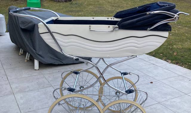 Equipements pour Bébé, Enfants, Puériculture grand landau, très bon état, pliable et parfait pour des promenades