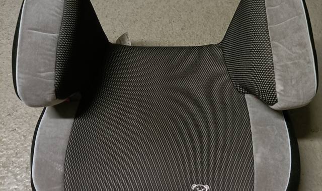 Equipements pour Bébé, Enfants, Puériculture rehausseur voiture