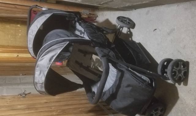 Equipements pour Bébé, Enfants, Puériculture poussette double