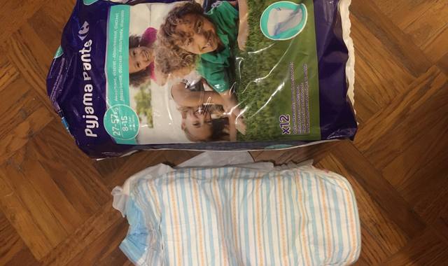 Equipements pour Bébé, Enfants, Puériculture lot de couches 27-57 kgs pyjama pants 8-15 ans
