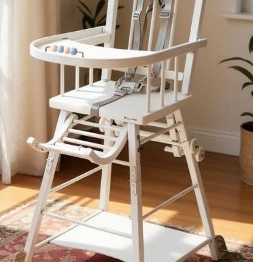 Equipements pour Bébé, Enfants, Puériculture chaise haite pour bébé en bouis peinte en blanc