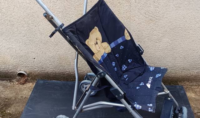 Equipements pour Bébé, Enfants, Puériculture poussette pliante Ourson