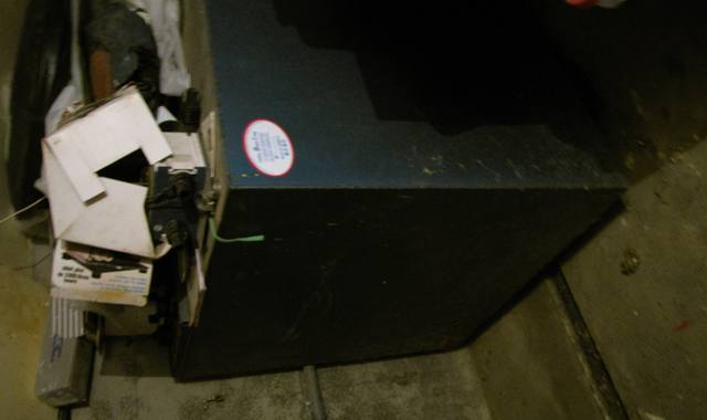 Ferraille, métaux divers cuve à fuel 2000  L