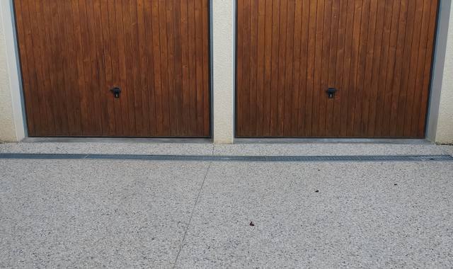 Ferraille, métaux divers portails de garage