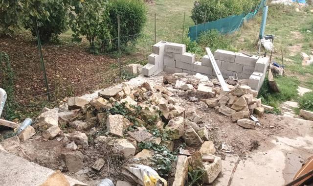 Ferraille, métaux divers pierre de toute taille