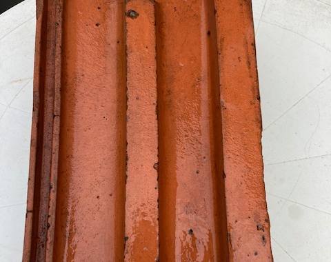 Ferraille, métaux divers tuiles mécaniques