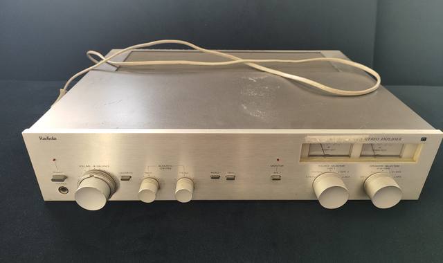 HiFi, Video, Photo radiola Amplificateur 305