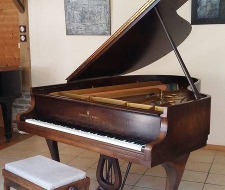 Instruments de musique a donner Clavecin Syeinway 1959 rare