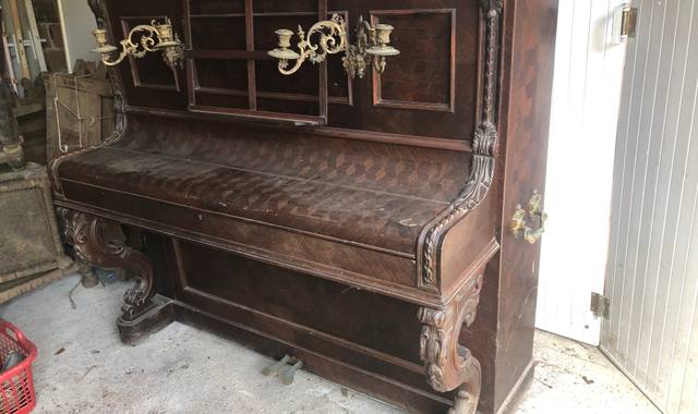 Instruments de musique piano a ame en bois