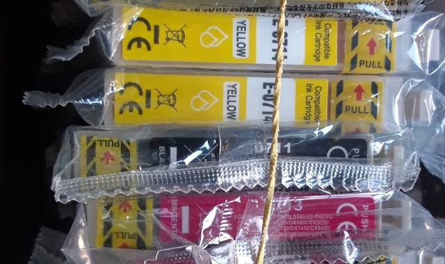 Informatique 9 cartouches d'encre  imprimante Epson