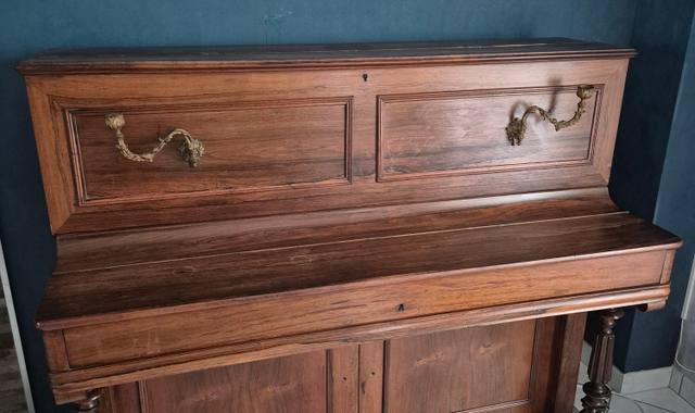 Instruments de musique un piano