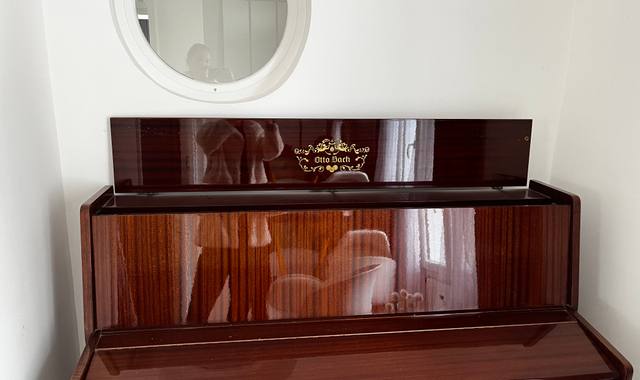 Instruments de musique piano hermann