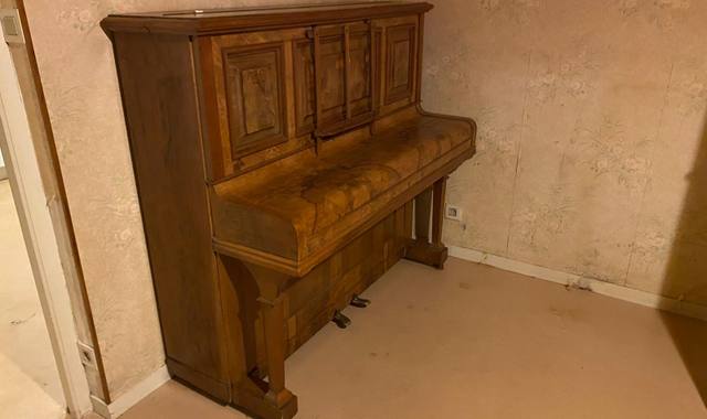 Instruments de musique piano droit