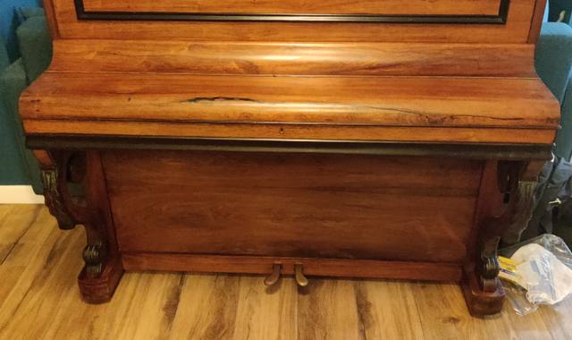Instruments de musique piano droit Klein