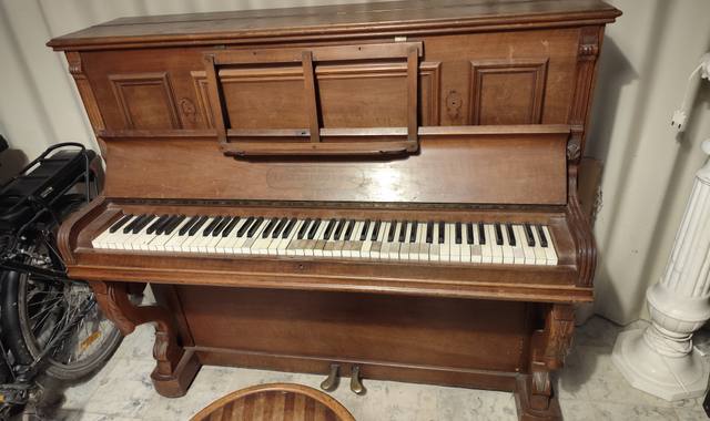 Instruments de musique piano LEGUERINAIS cadre bois