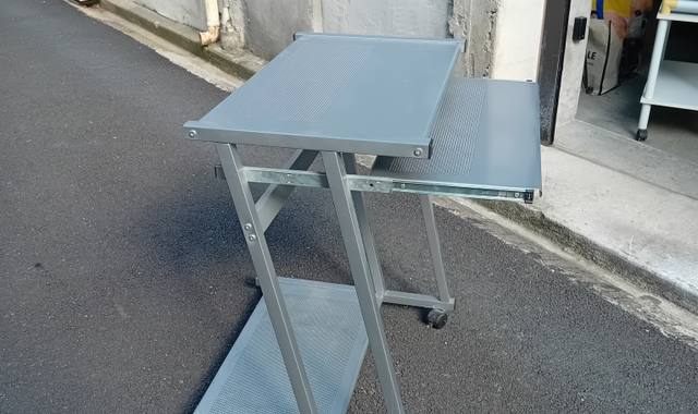 Informatique meuble informatique en fer