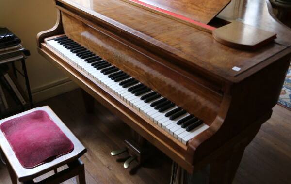 Instruments de musique piano quart de queue erard