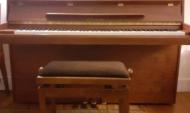 Instruments de musique Piano Droit parfait état de marche