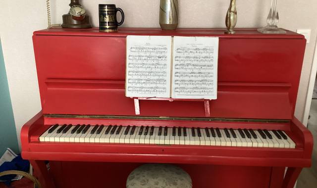 Instruments de musique piano droit