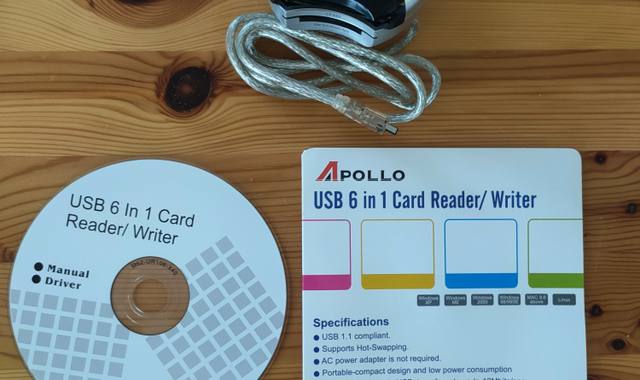 Informatique lecteur cartes USB 1.1 "APOLLO"